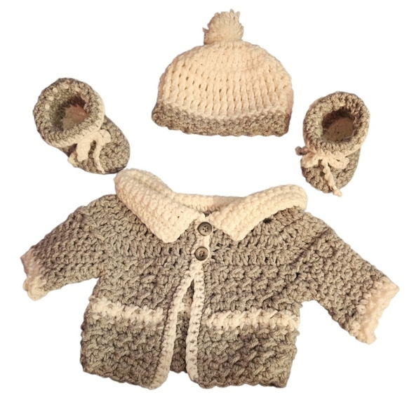 Hand Crafted Baby Sweater Hand Knit Crochet White Gray Botties Pom pom Hat 3-set - Picture 5 of 17